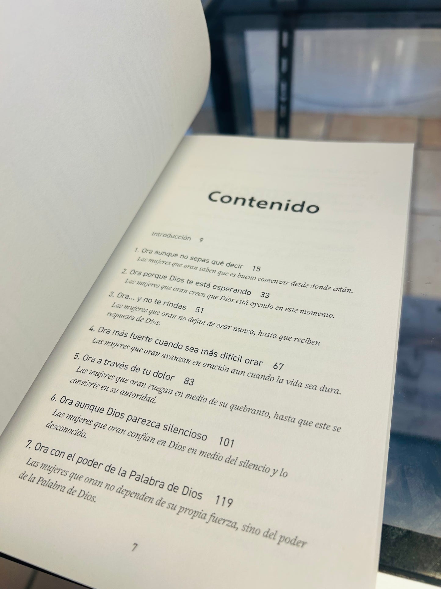 Mujeres que Oran Como Orar Cuando No Sabes Qué Decir