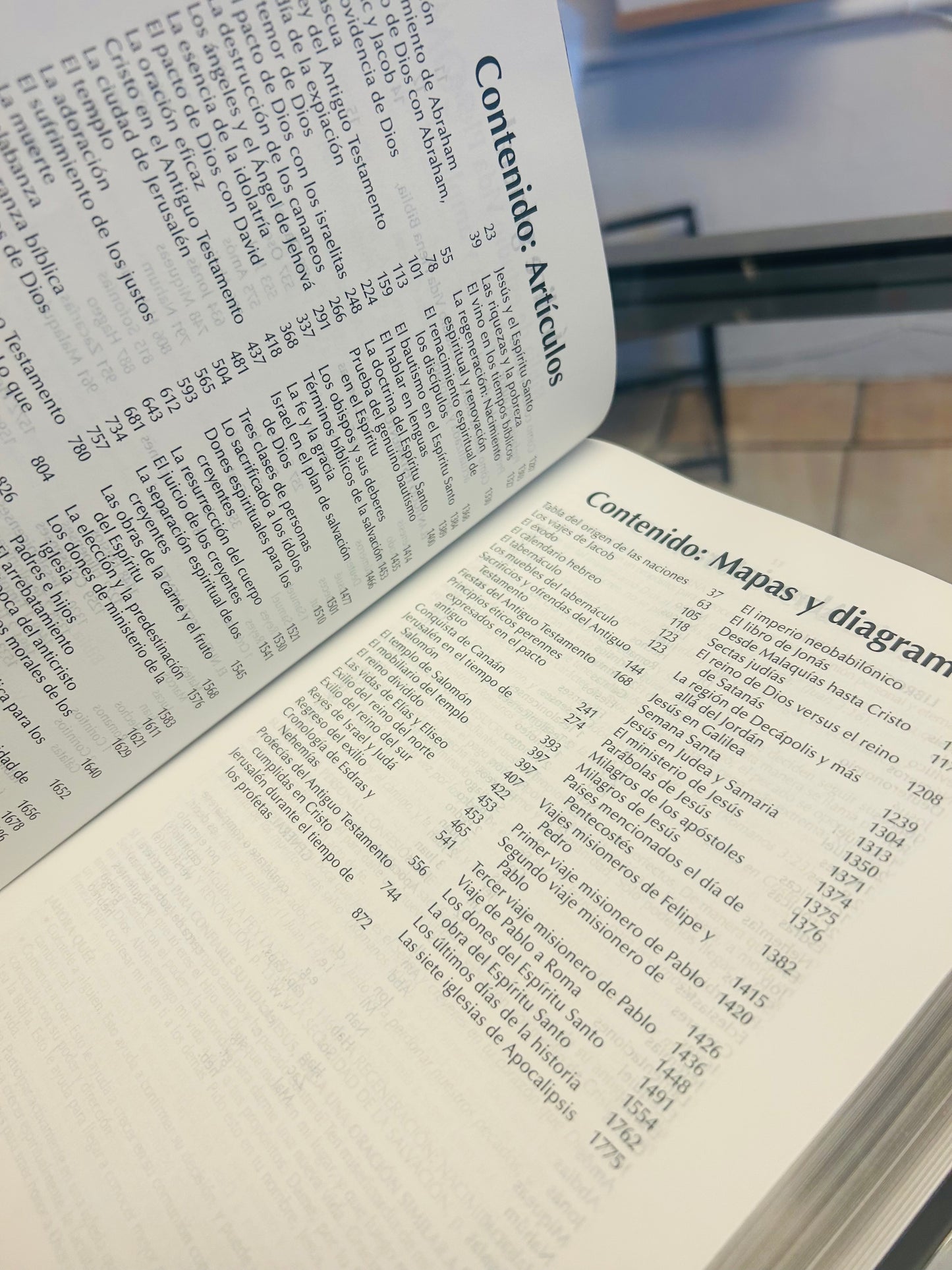 Biblia de Estudio Vida Plena Actualizada y Ampliada